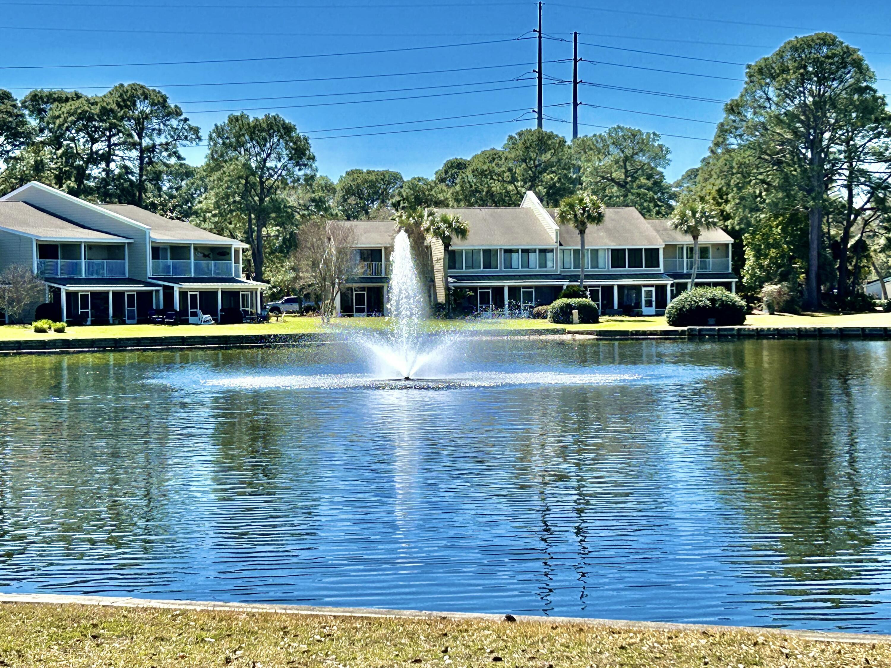 HARBOUR POINT CONDO - Residential