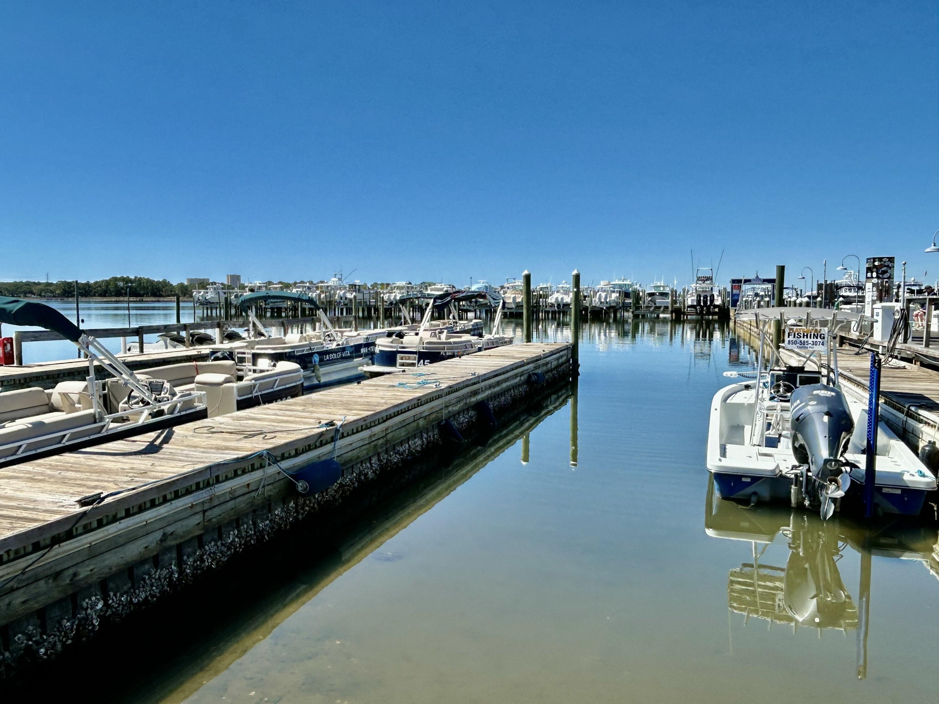 HARBOUR POINT CONDO - Residential