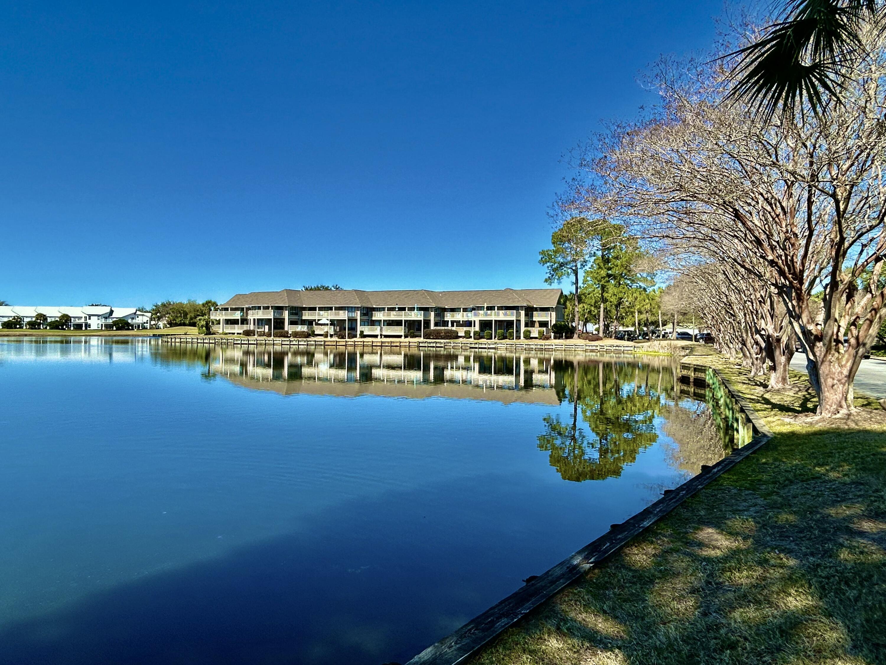HARBOUR POINT CONDO - Residential