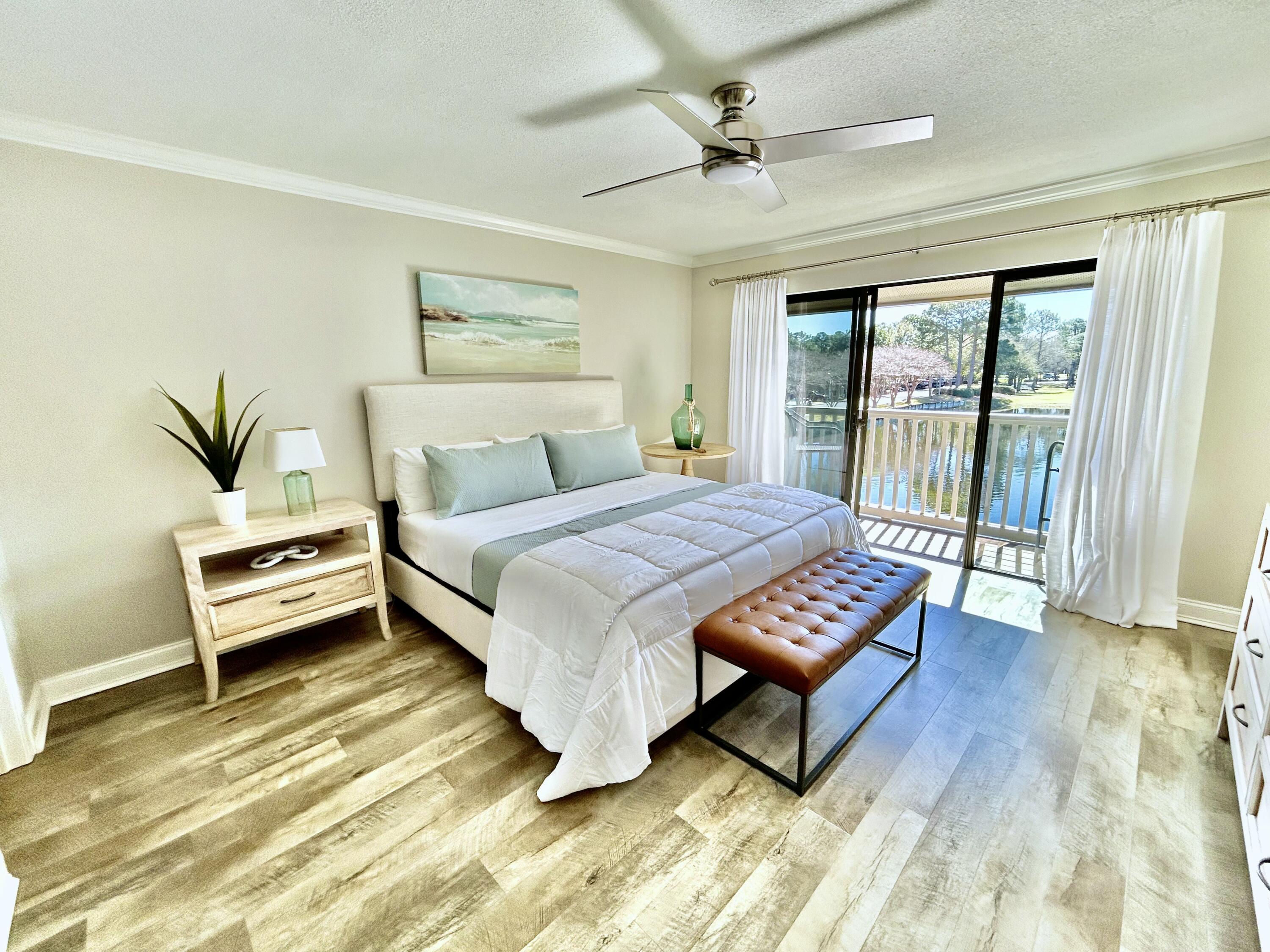 HARBOUR POINT CONDO - Residential
