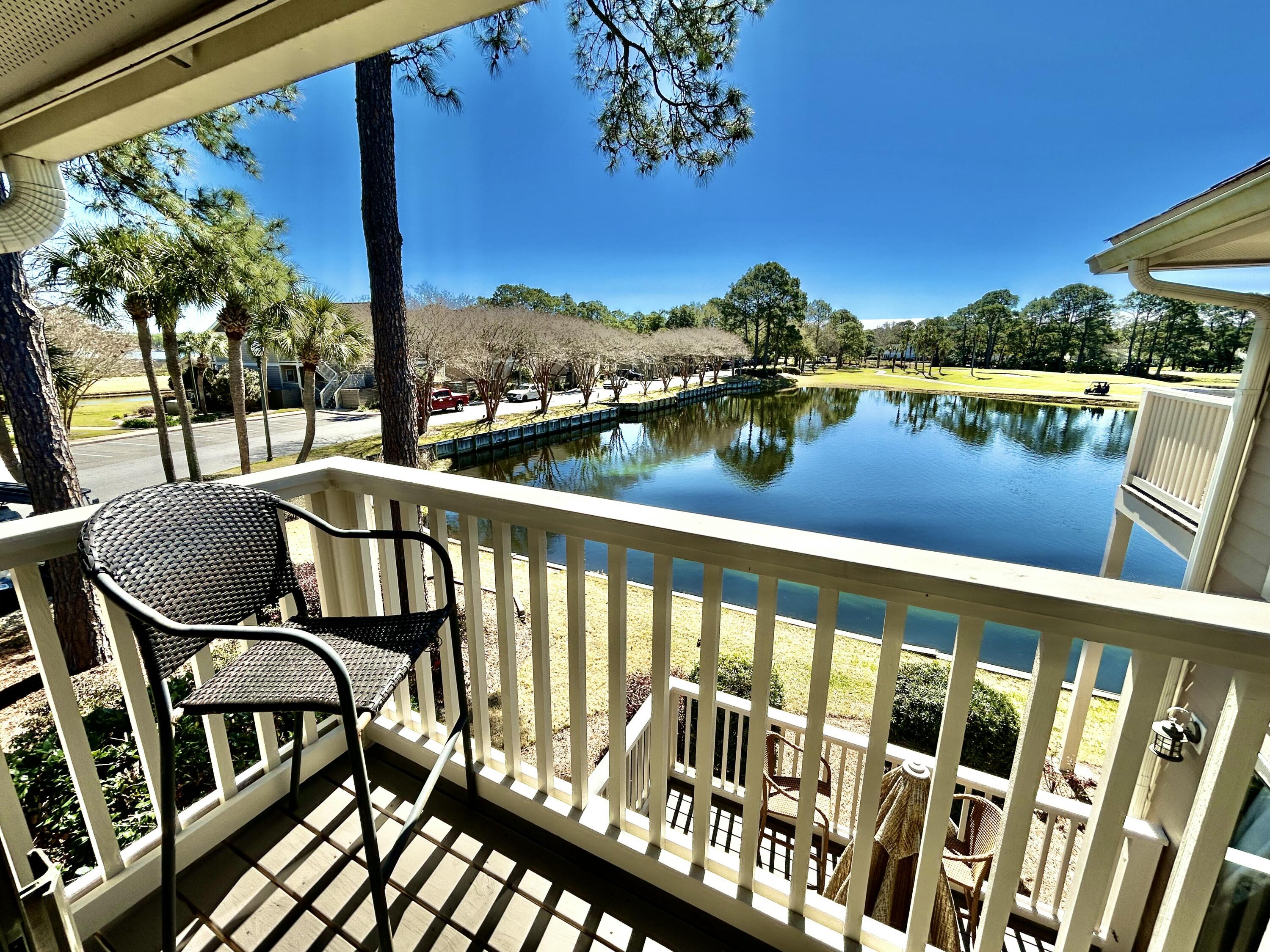 HARBOUR POINT CONDO - Residential