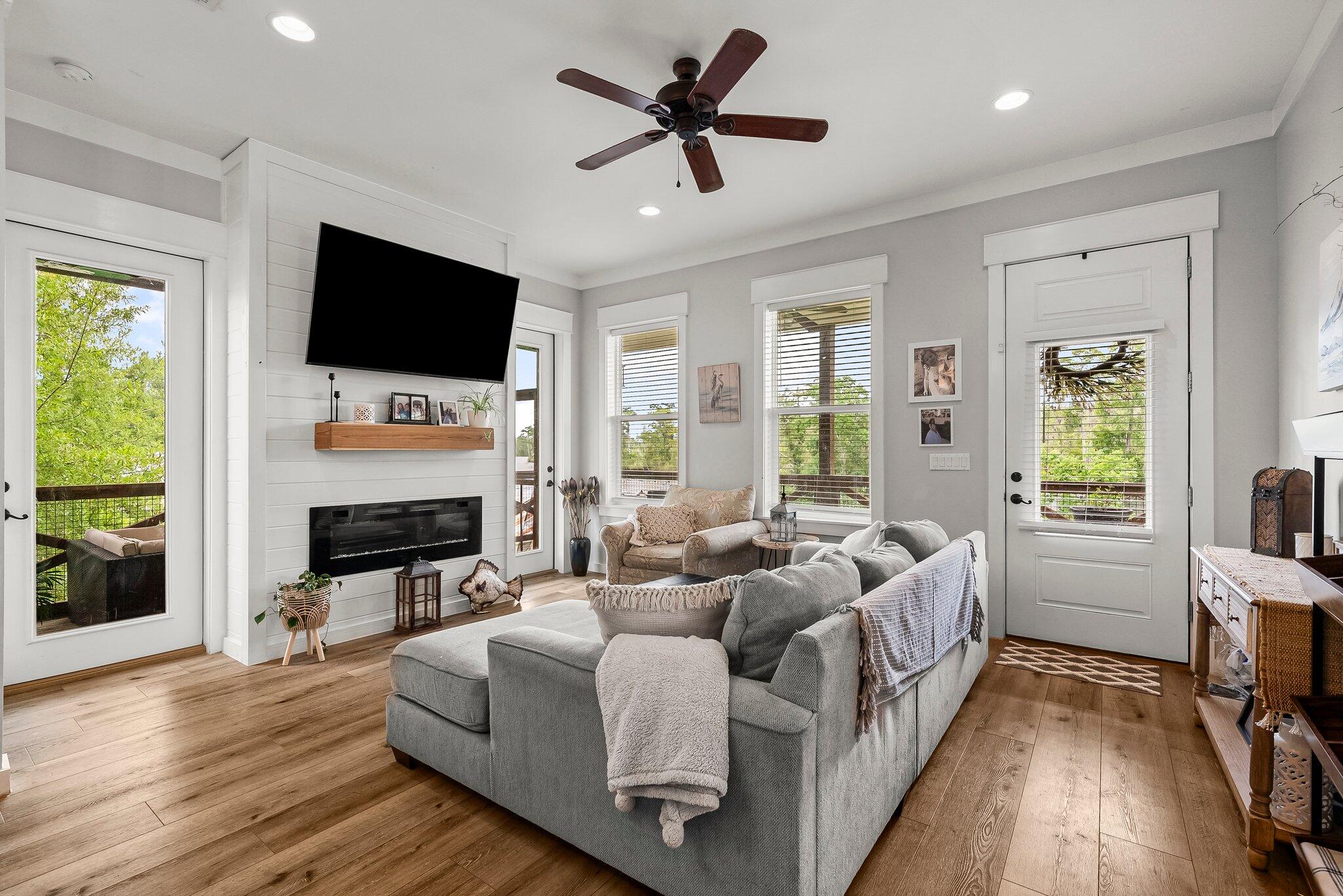 BLACK CREEK ESTATES - Residential