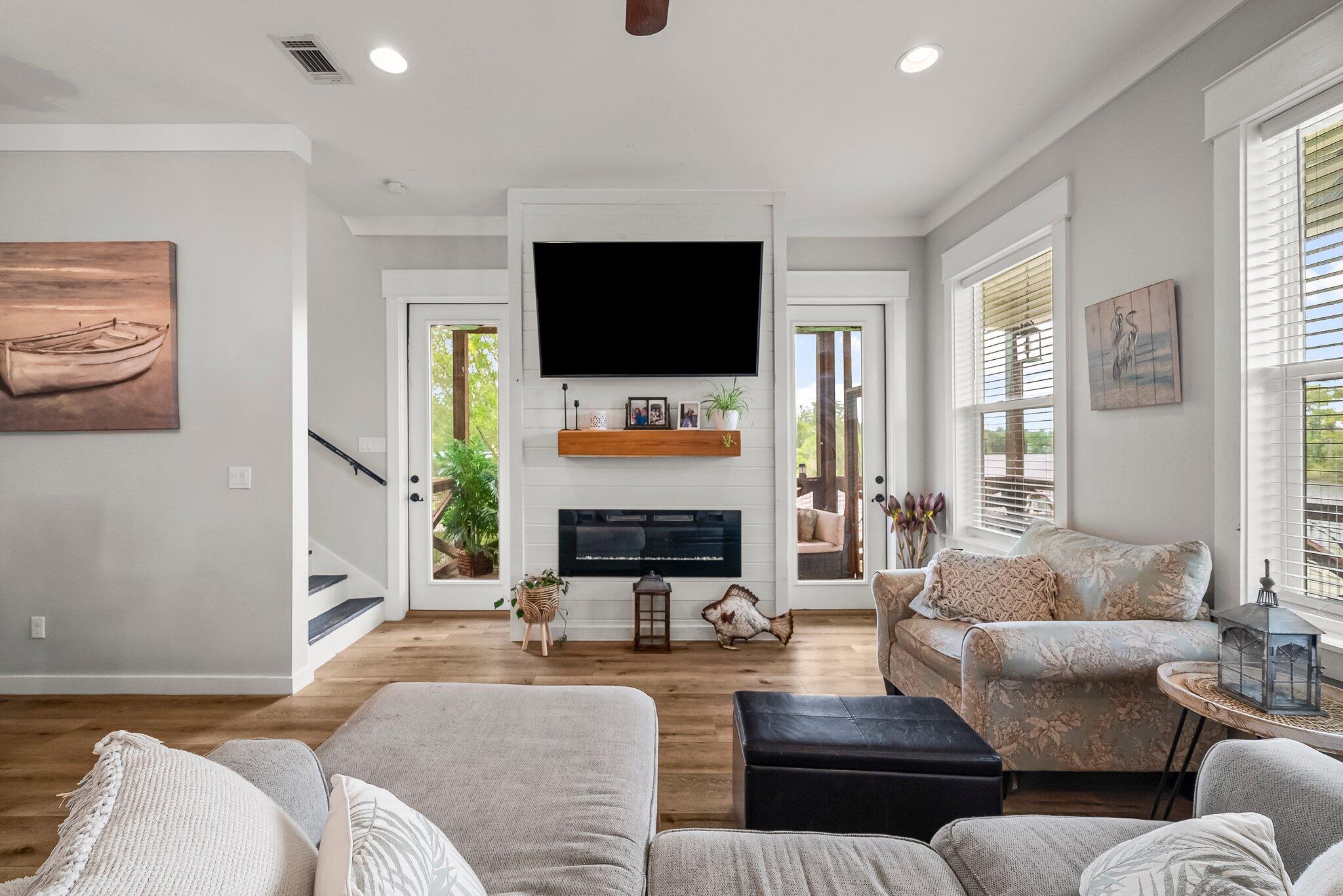 BLACK CREEK ESTATES - Residential