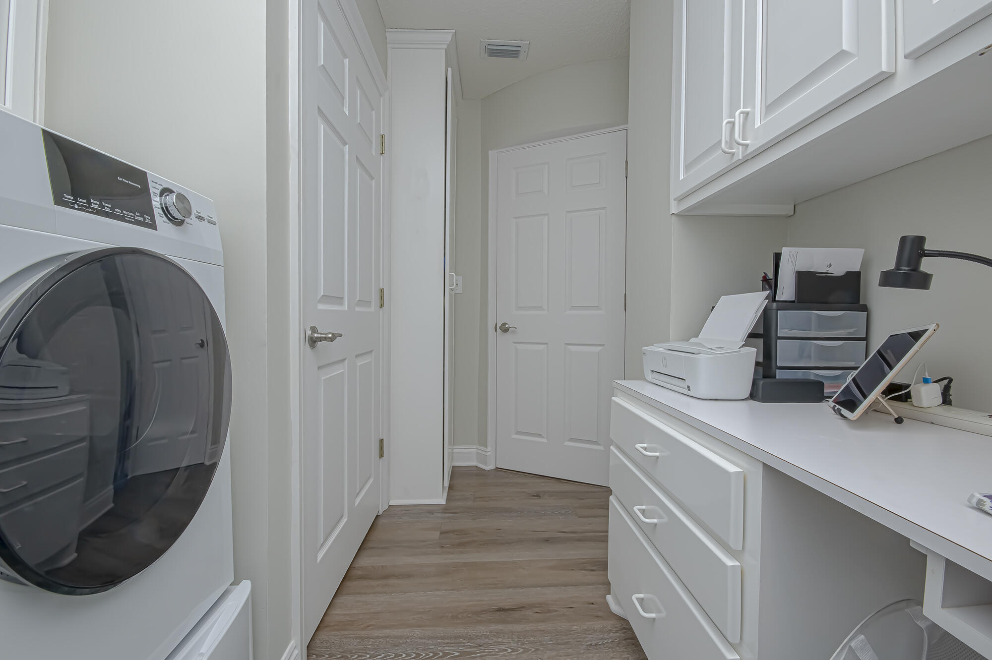 MARINA BAY RESORT CONDO - Residential