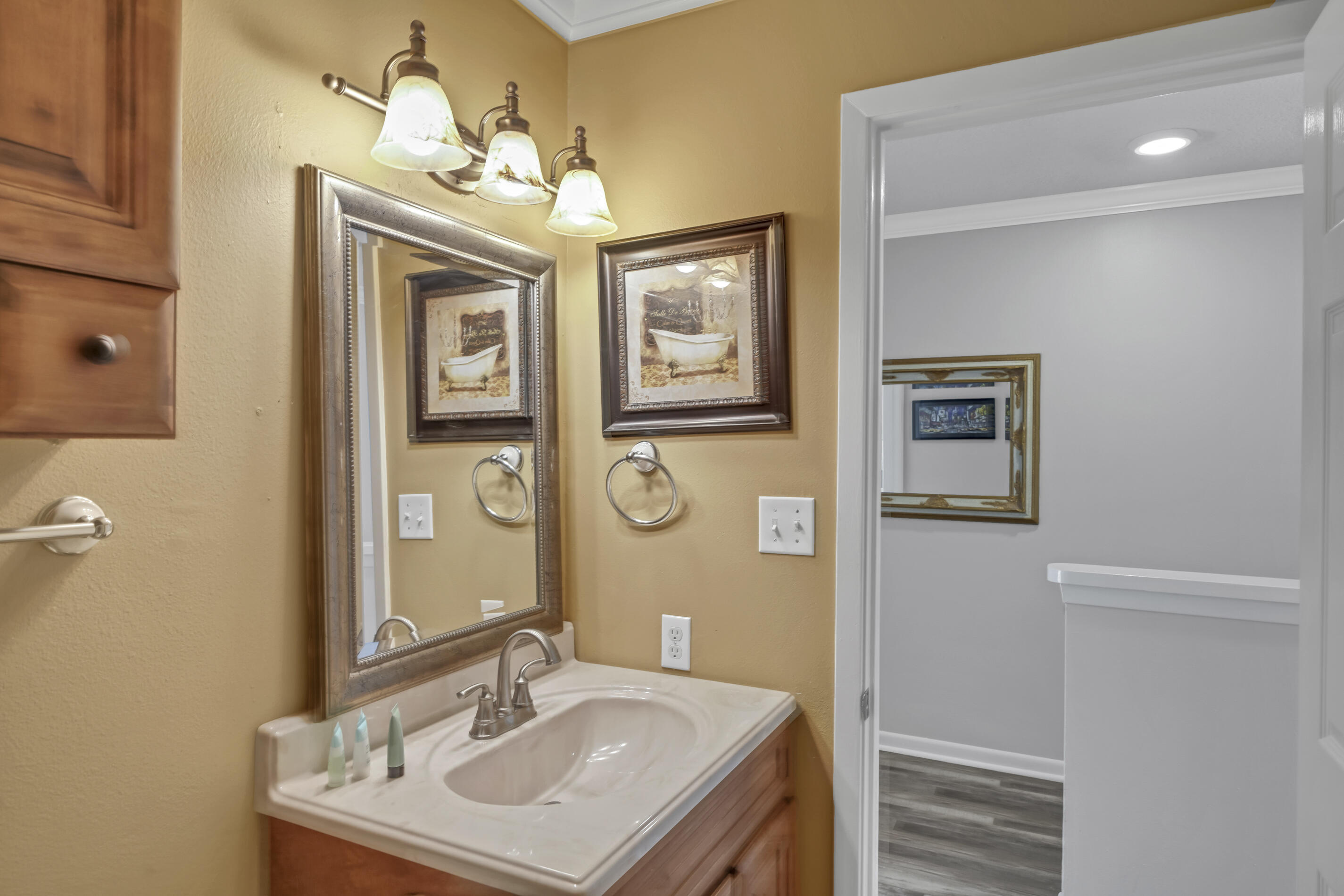 SANDCASTLE BEACH HOMES - Residential