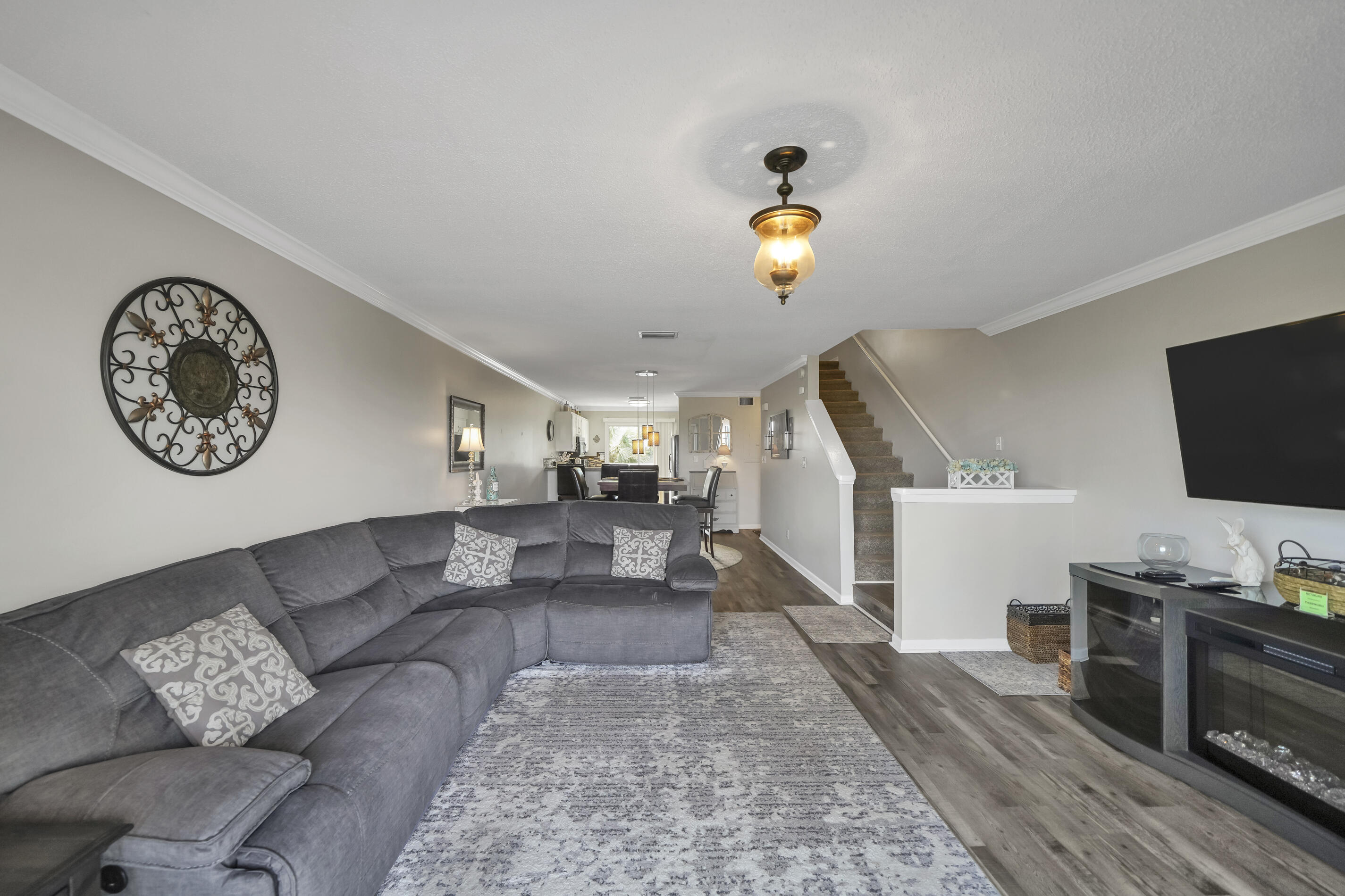 SANDCASTLE BEACH HOMES - Residential