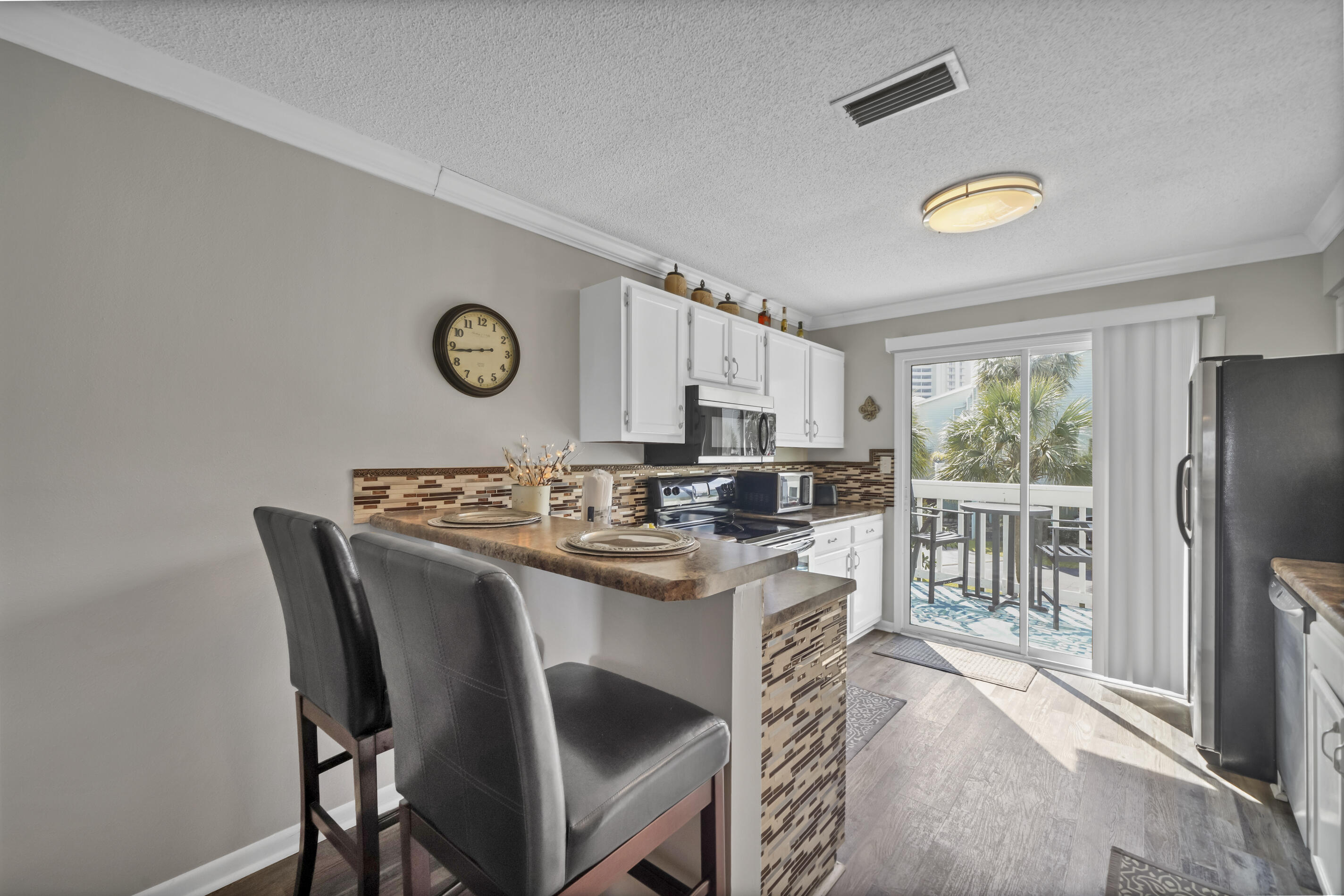 SANDCASTLE BEACH HOMES - Residential