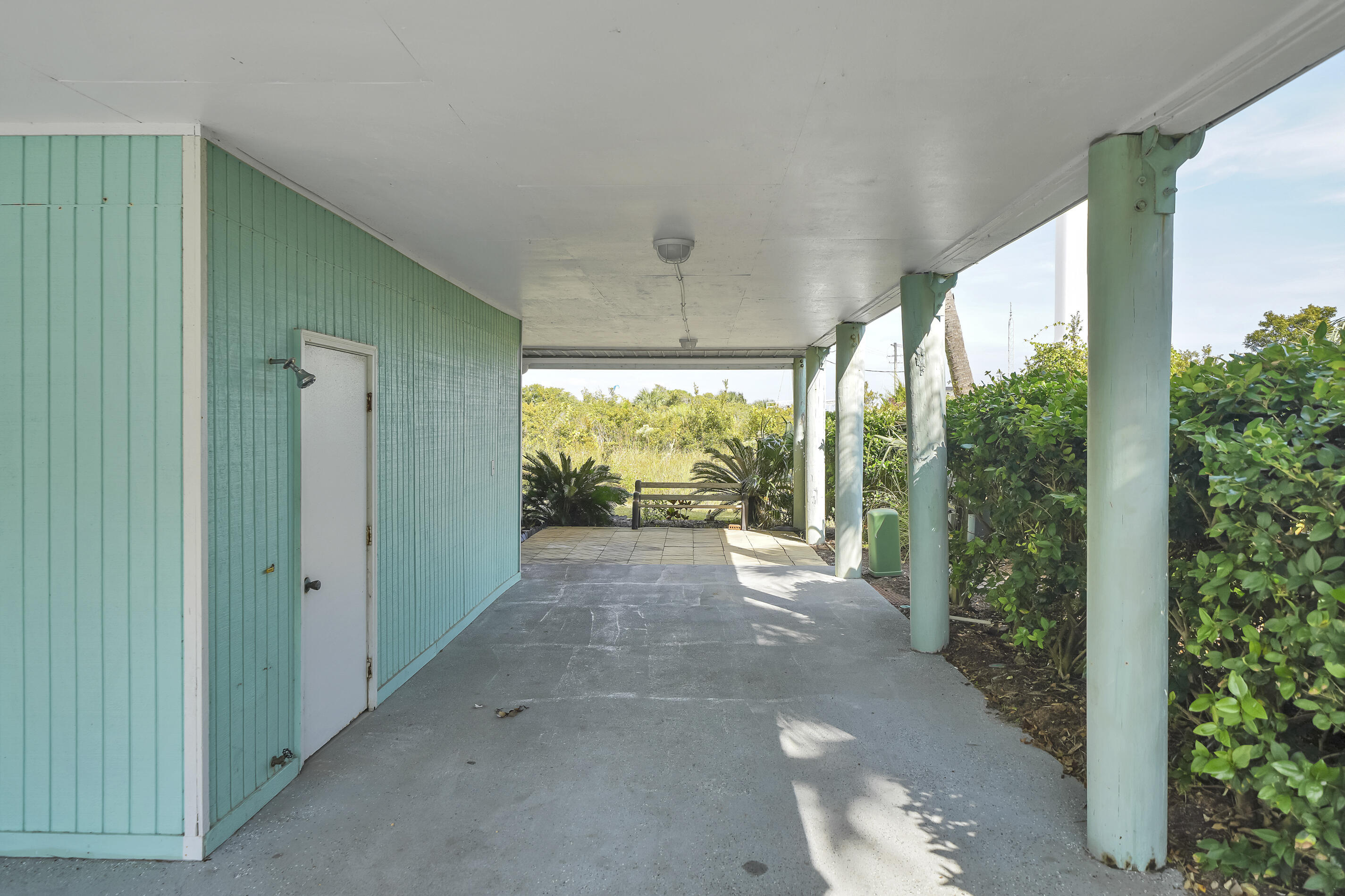 SANDCASTLE BEACH HOMES - Residential