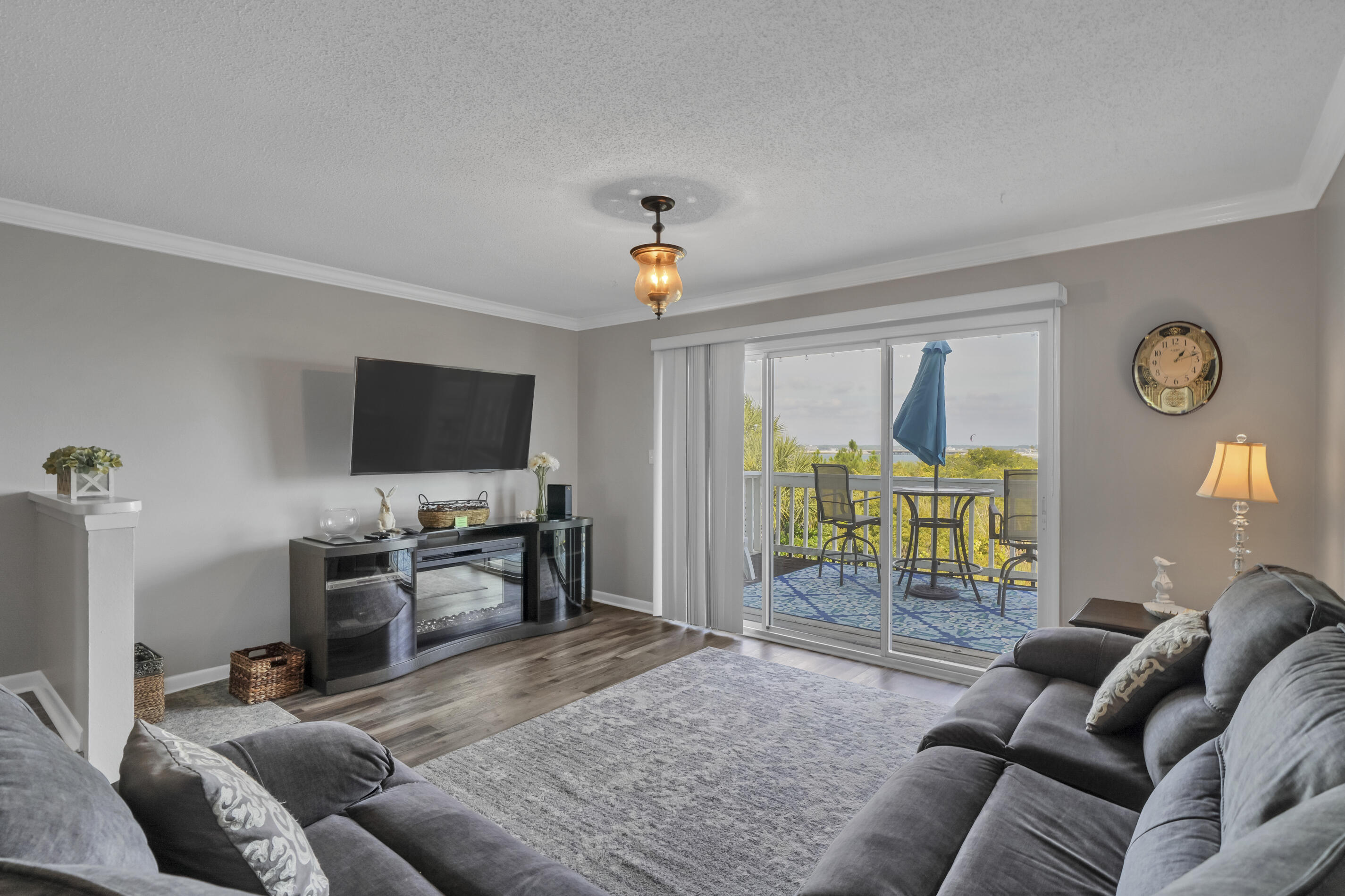SANDCASTLE BEACH HOMES - Residential