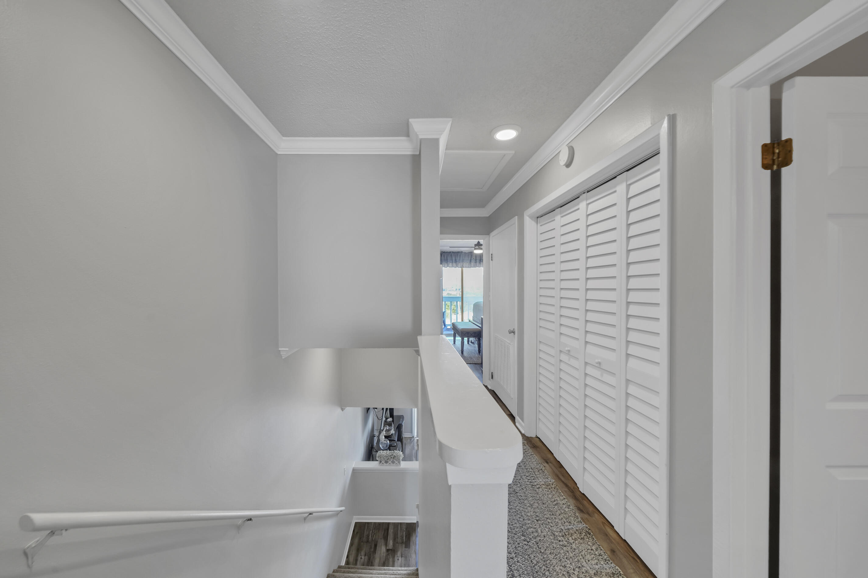 SANDCASTLE BEACH HOMES - Residential