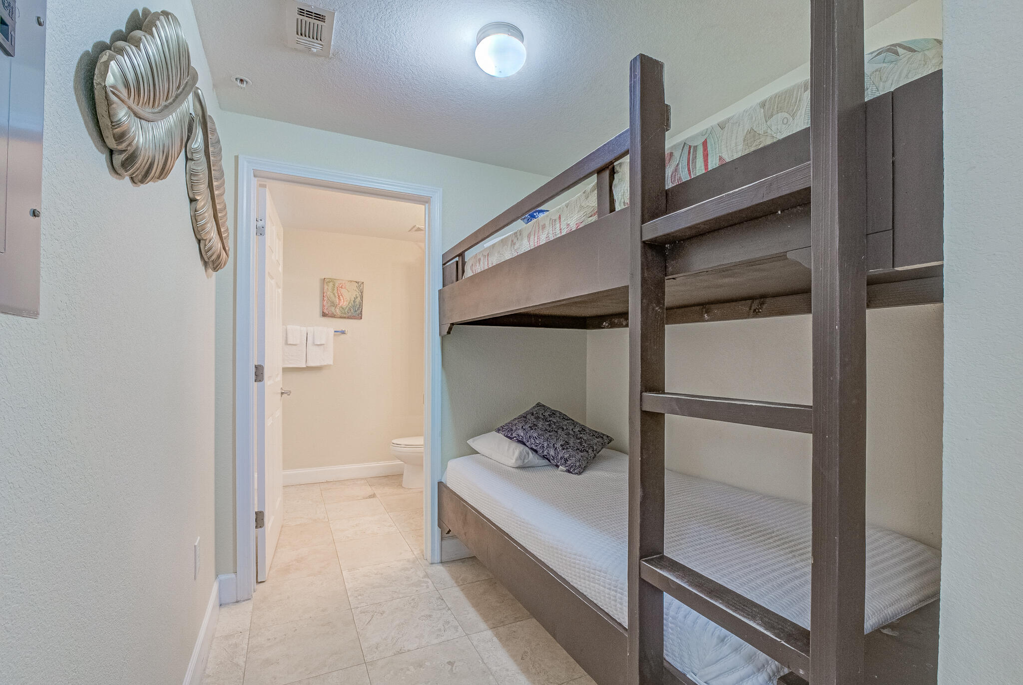 TIDEWATER BEACH - Residential