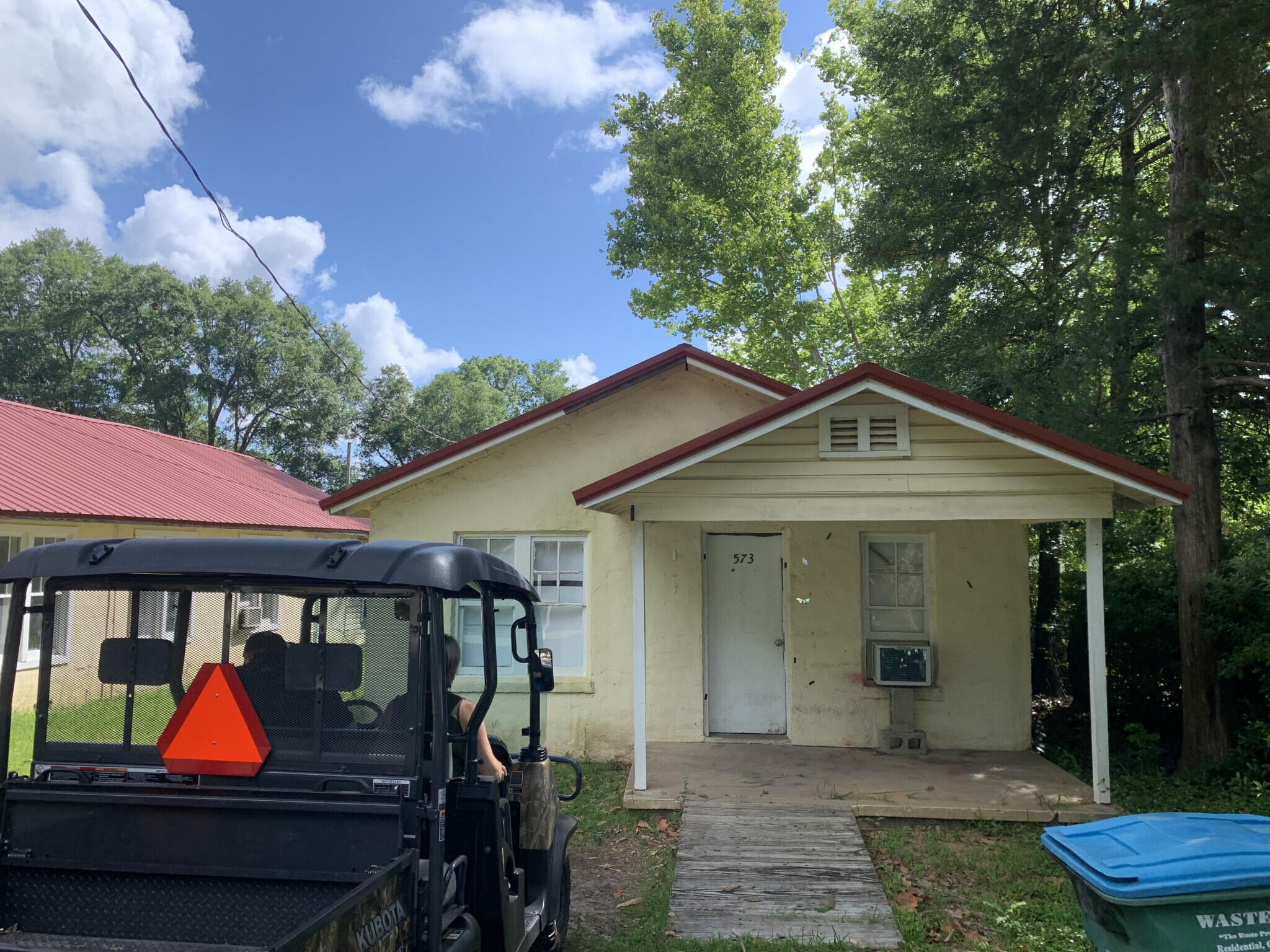 CRESTVIEW - Residential