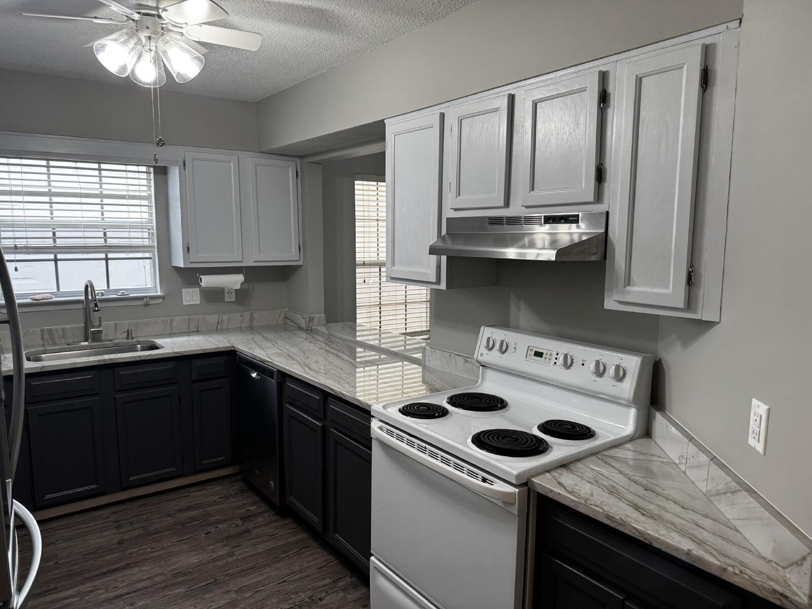 CANTERBURY WOODS - Residential Lease