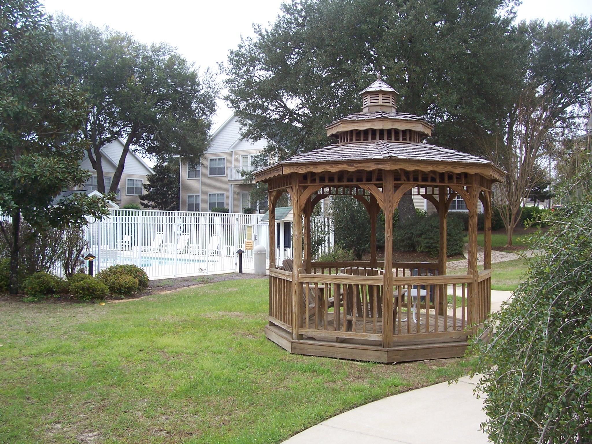 THE OAKS AT NICEVILLE - Residential Lease