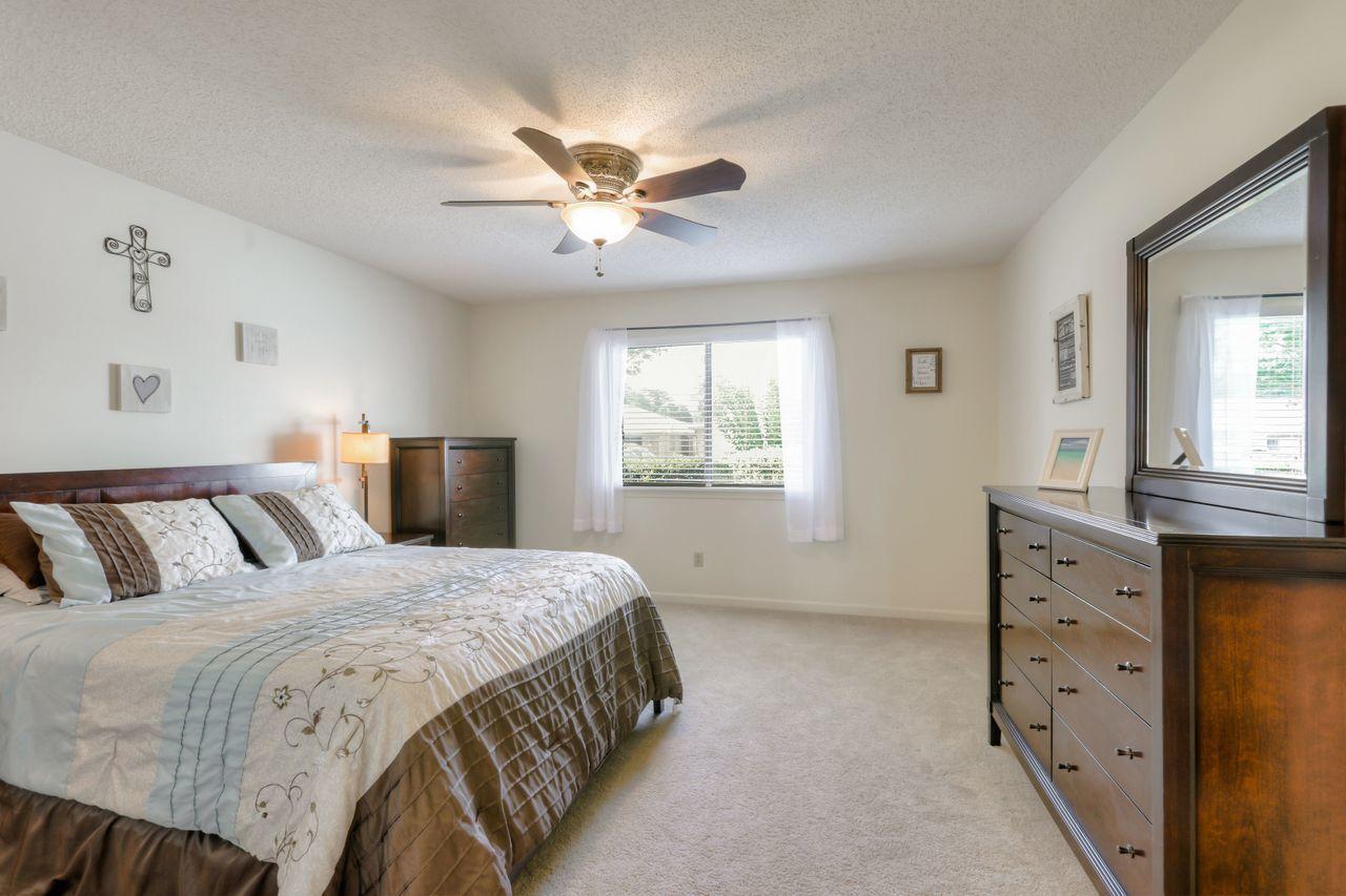 CEDAR RIDGE - Residential