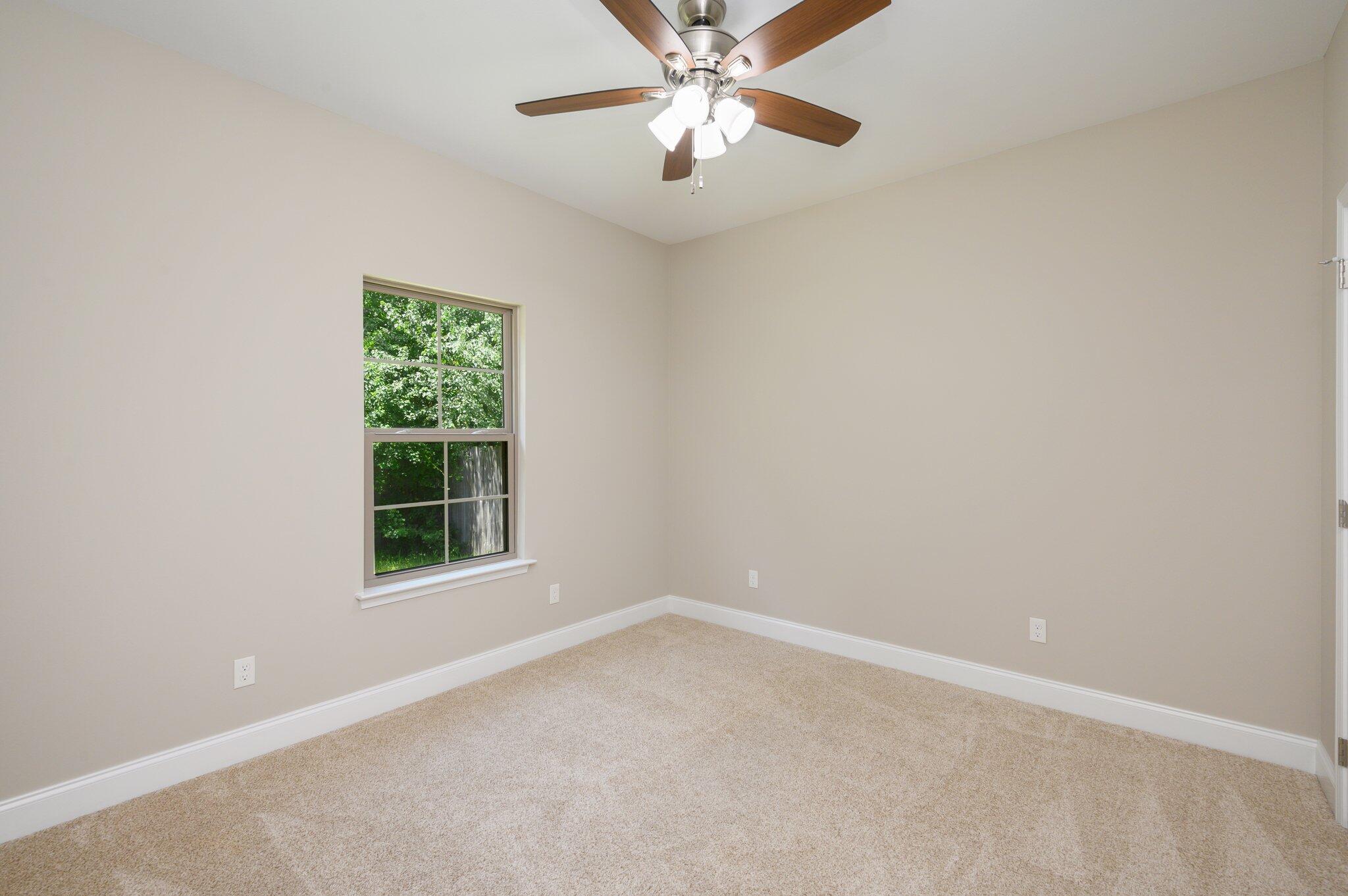 CRESCENT SHORES - Residential Lease