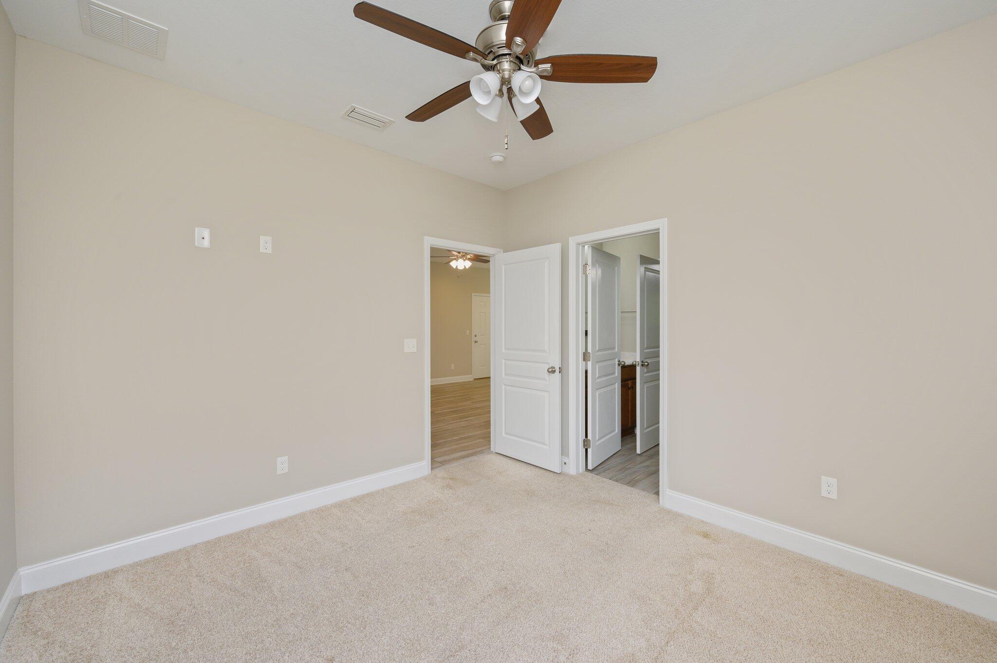 CRESCENT SHORES - Residential Lease