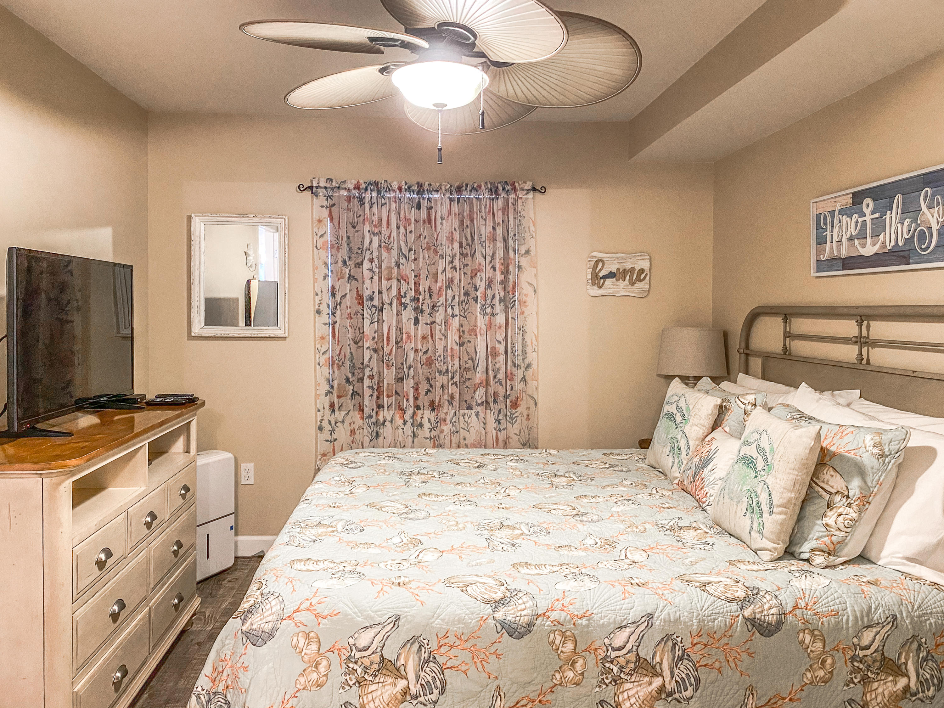 PELICAN ISLE - Residential