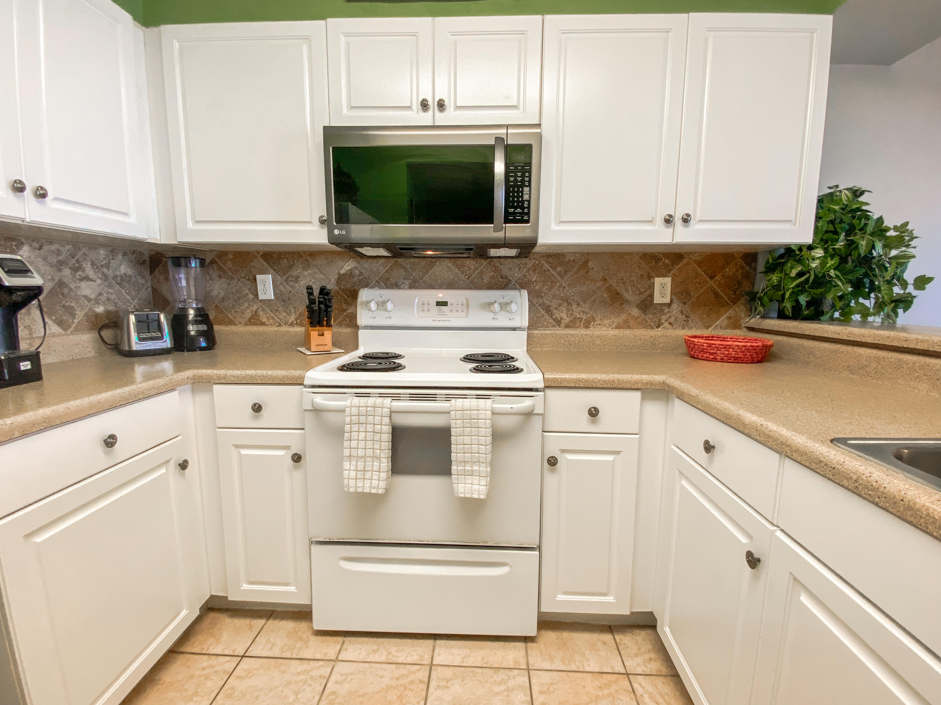 PELICAN ISLE - Residential