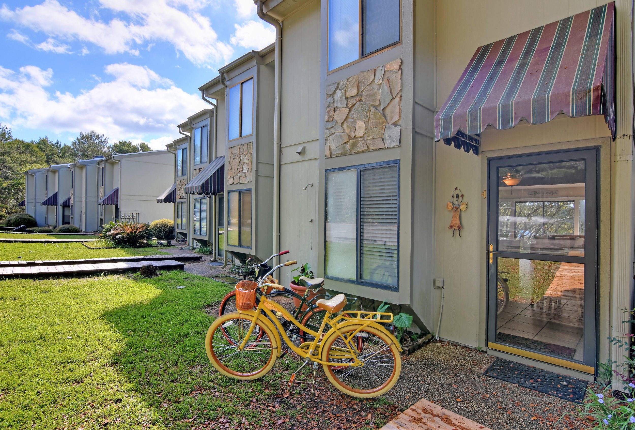 CAMP CREEK VILLAGE UNIT 1 - Residential