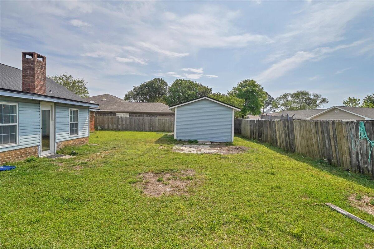 MARY ESTHER MANOR - Residential