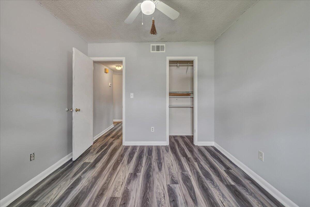 MARY ESTHER MANOR - Residential