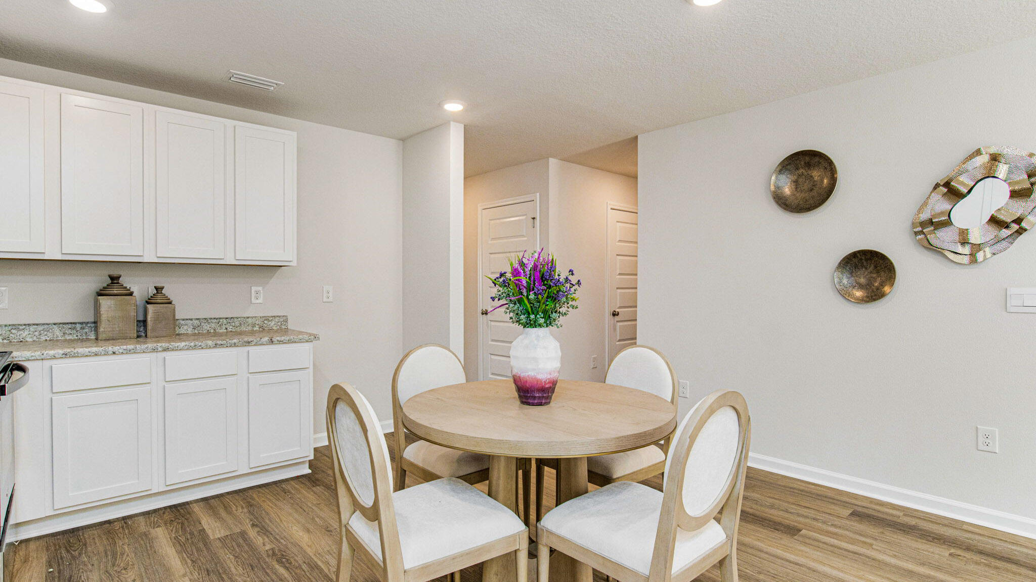 RIVERS COVE - Residential