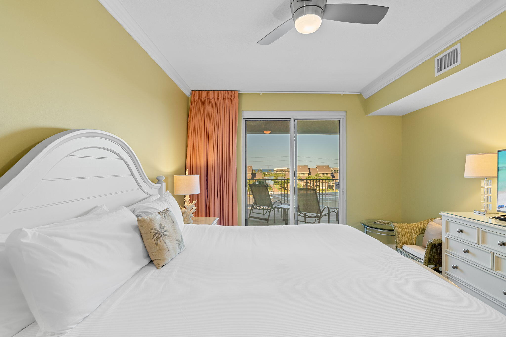ARIEL DUNES II - Residential Lease