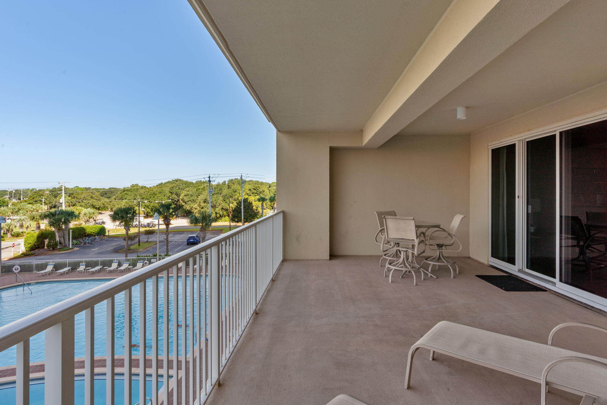 ARIEL DUNES II - Residential Lease