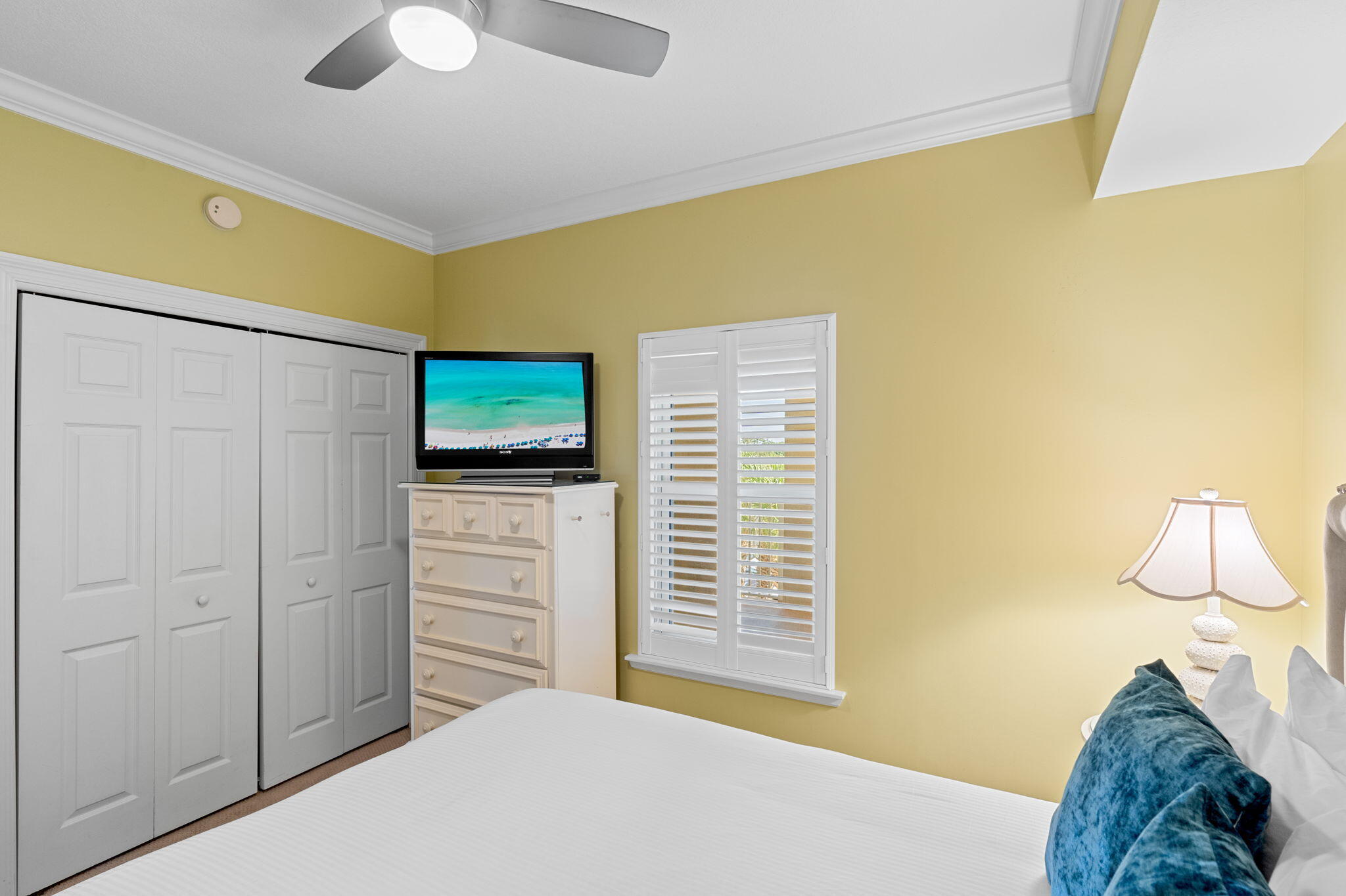 ARIEL DUNES II - Residential Lease