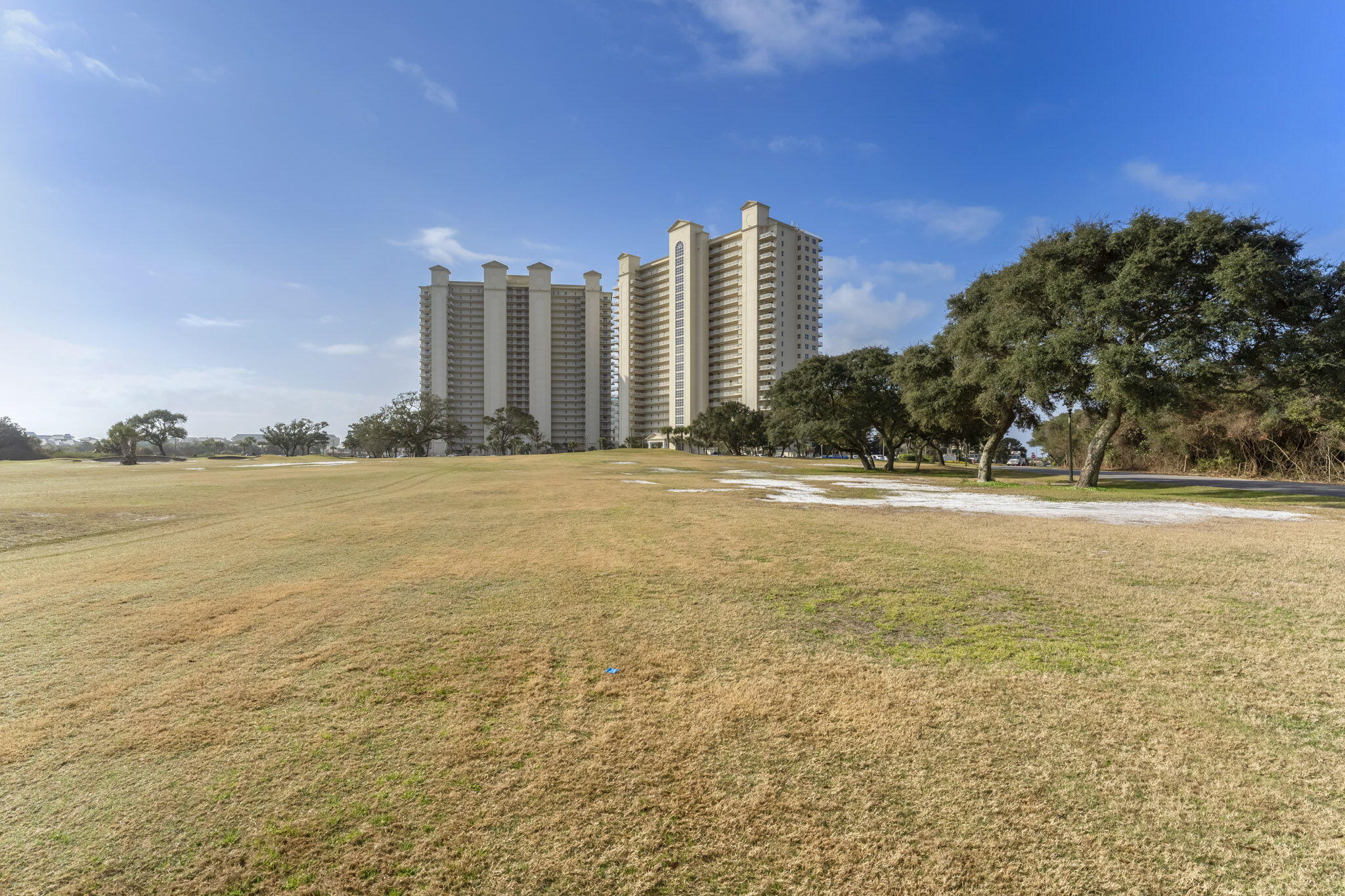 ARIEL DUNES II - Residential Lease