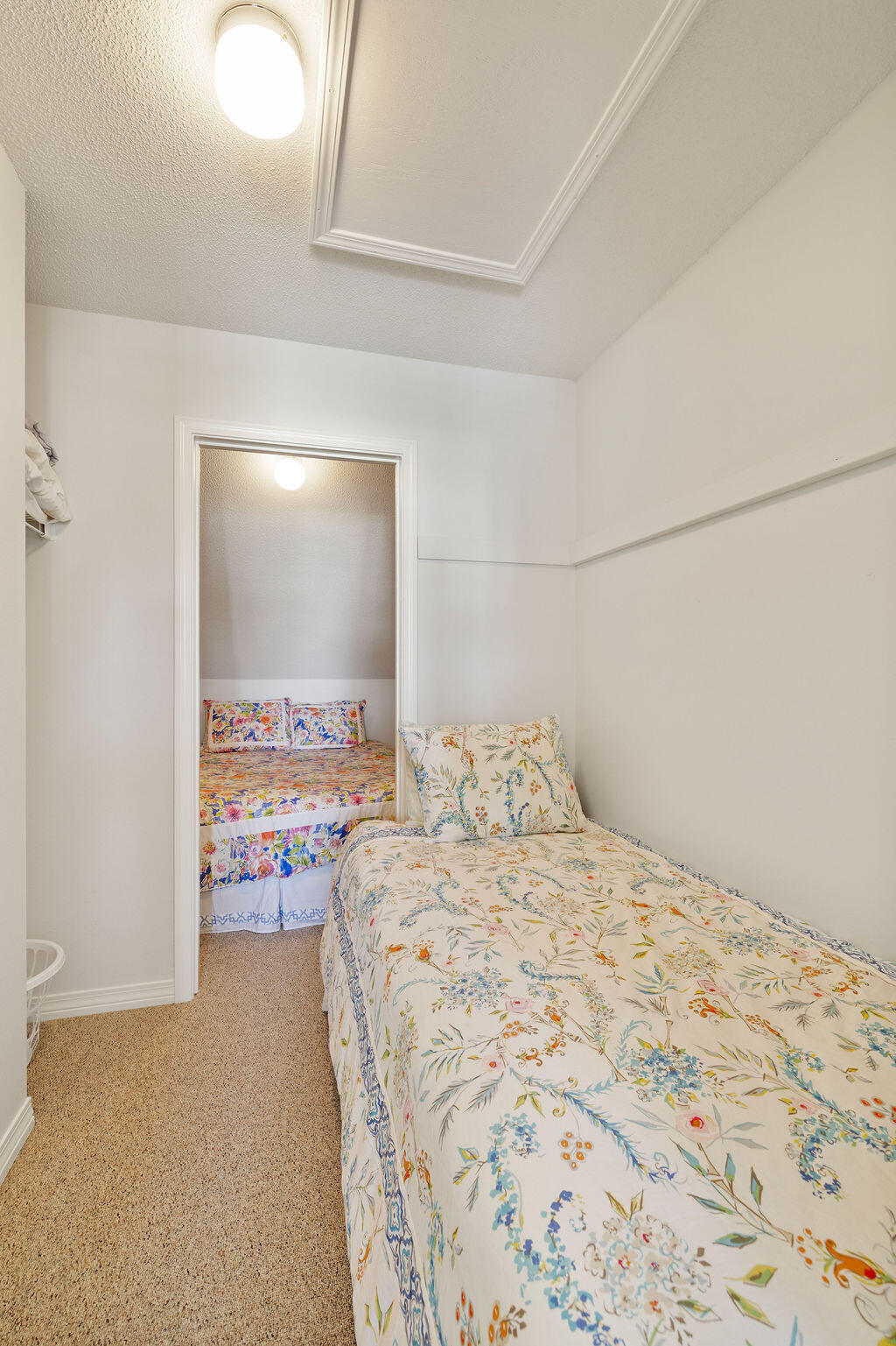 MAINSAIL THE COTTAGES AT - Residential