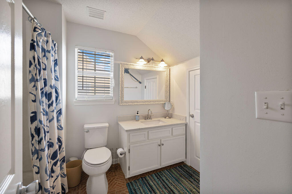MAINSAIL THE COTTAGES AT - Residential