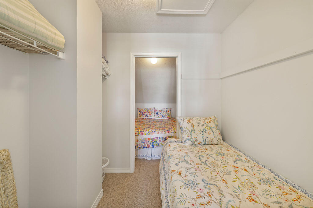 MAINSAIL THE COTTAGES AT - Residential