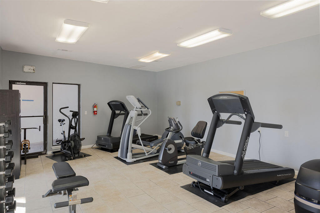 MAINSAIL THE COTTAGES AT - Residential