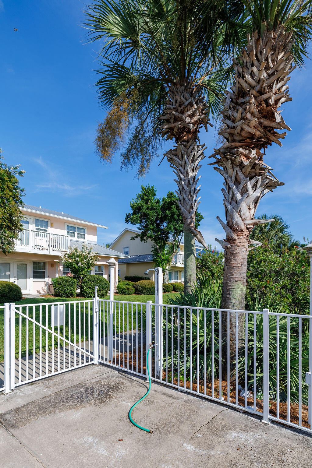 MAINSAIL THE COTTAGES AT - Residential