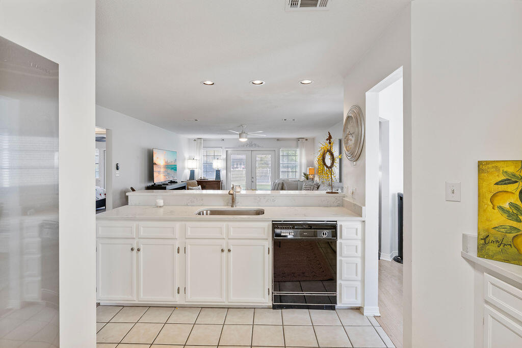 MAINSAIL THE COTTAGES AT - Residential