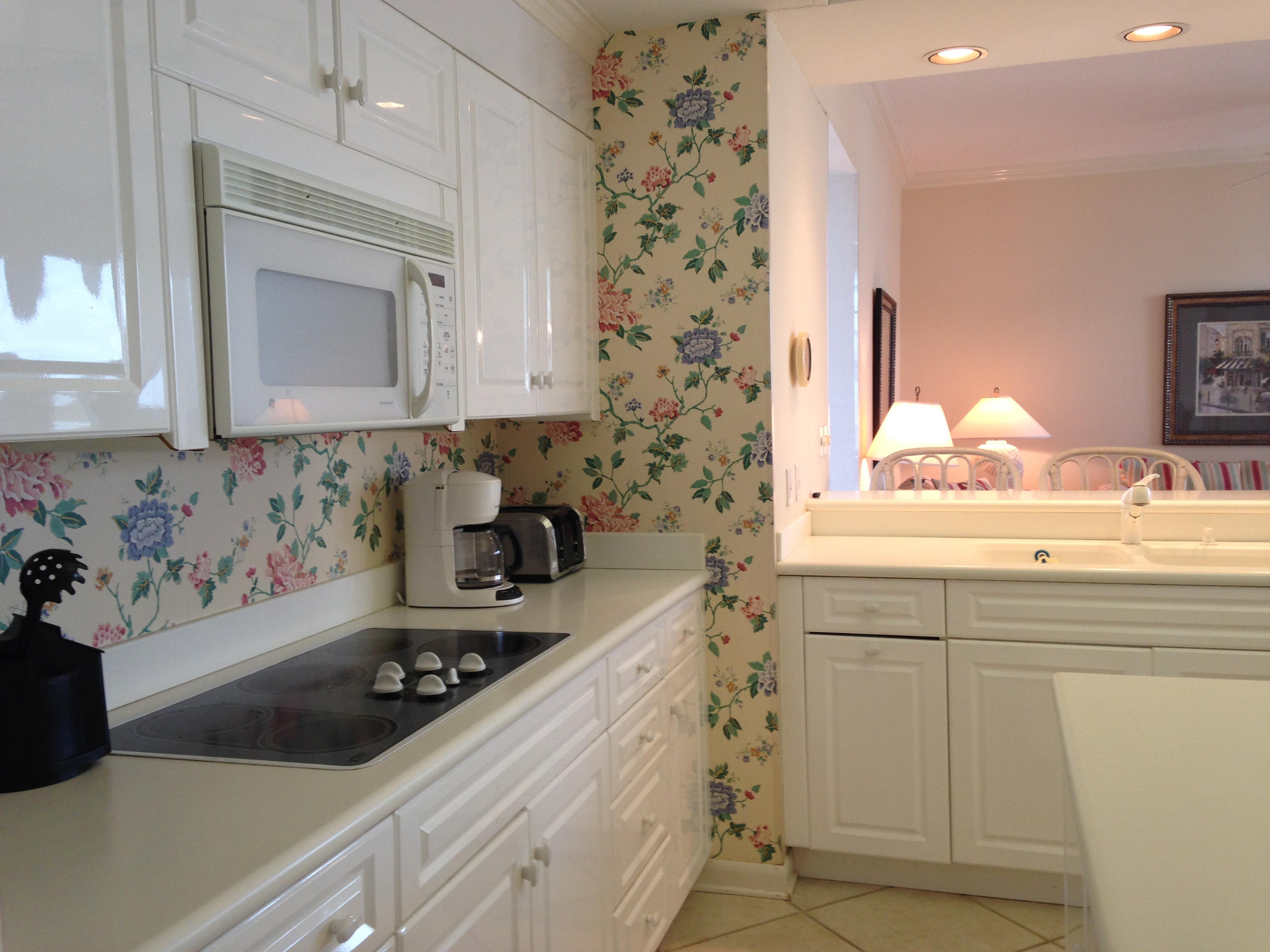 EAST PASS TOWERS CONDO PH 2 - Residential