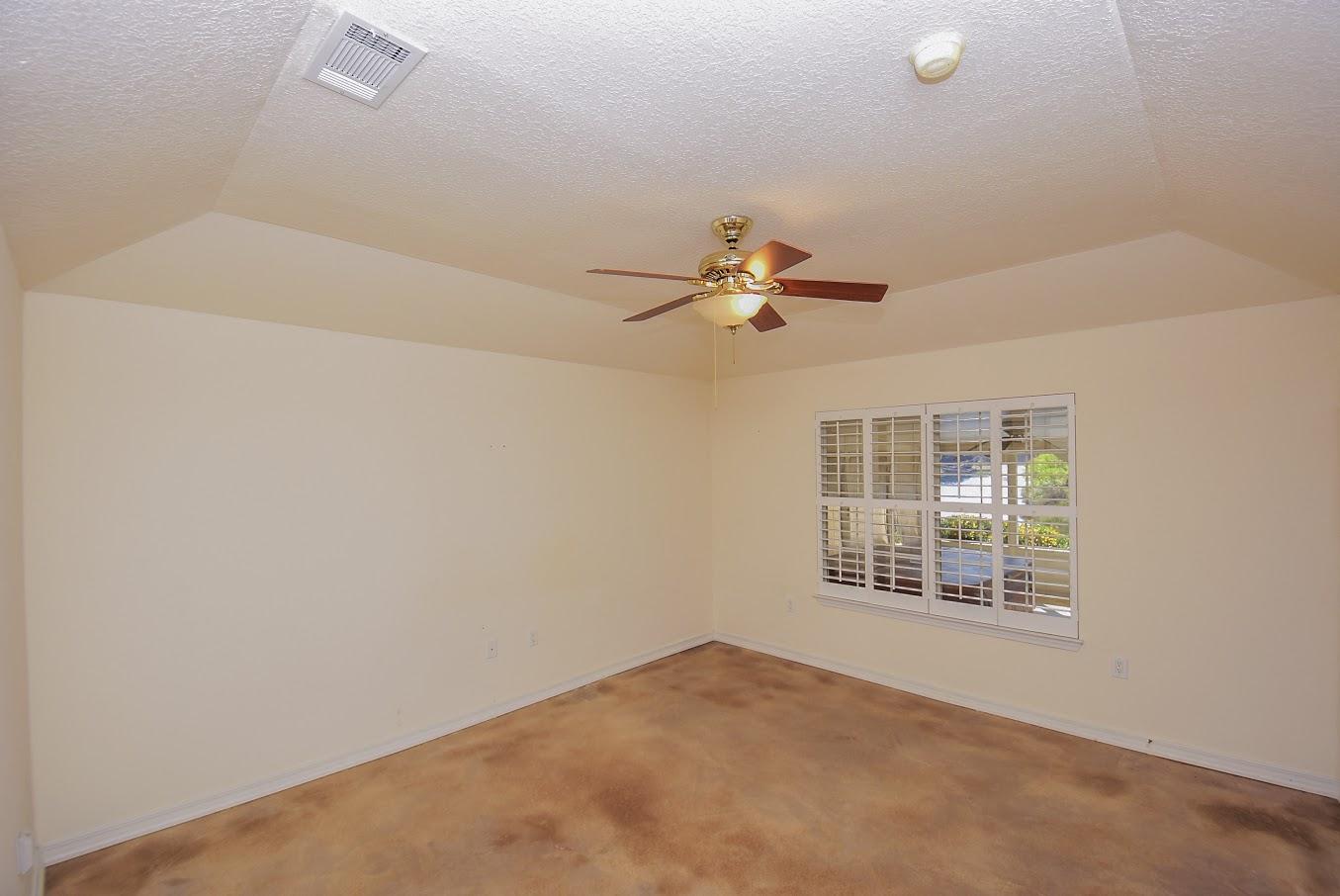 EMERALD LAKES PH 3 - Residential