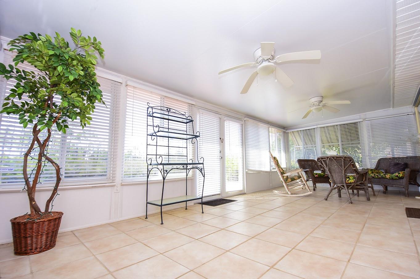 EMERALD LAKES PH 3 - Residential