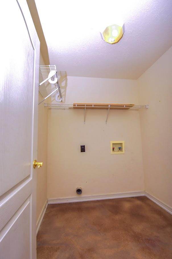 EMERALD LAKES PH 3 - Residential