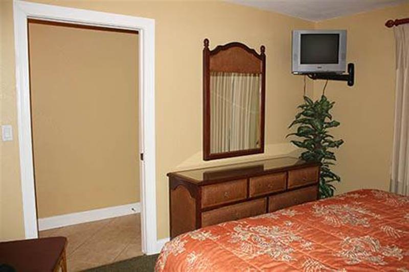 DESTIN BEACH CLUB - Residential