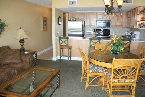 DESTIN BEACH CLUB - Residential