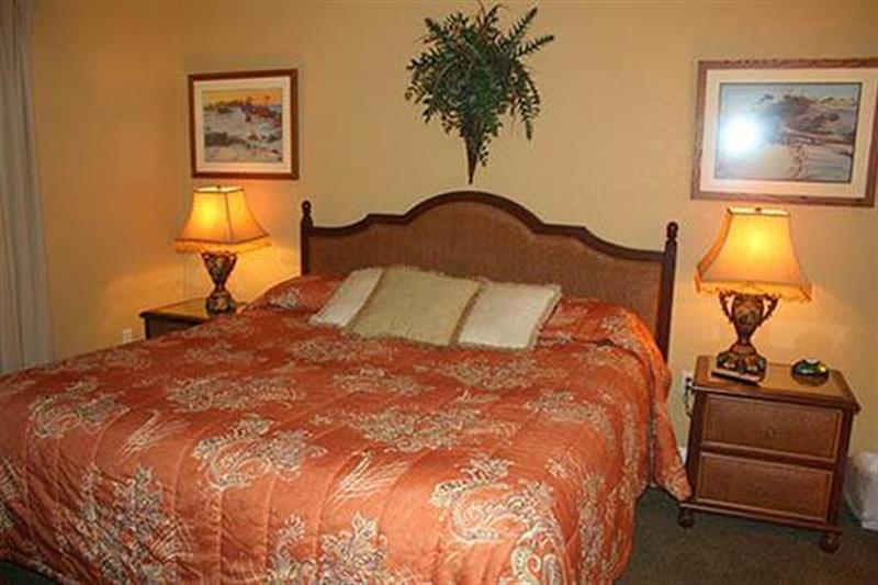 DESTIN BEACH CLUB - Residential