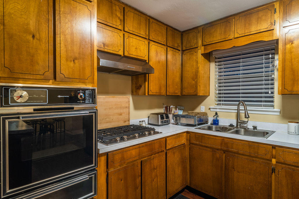 JACKS S/D - Residential