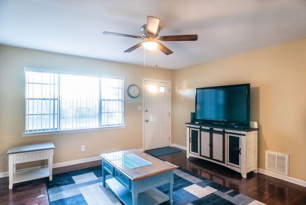 JACKS S/D - Residential