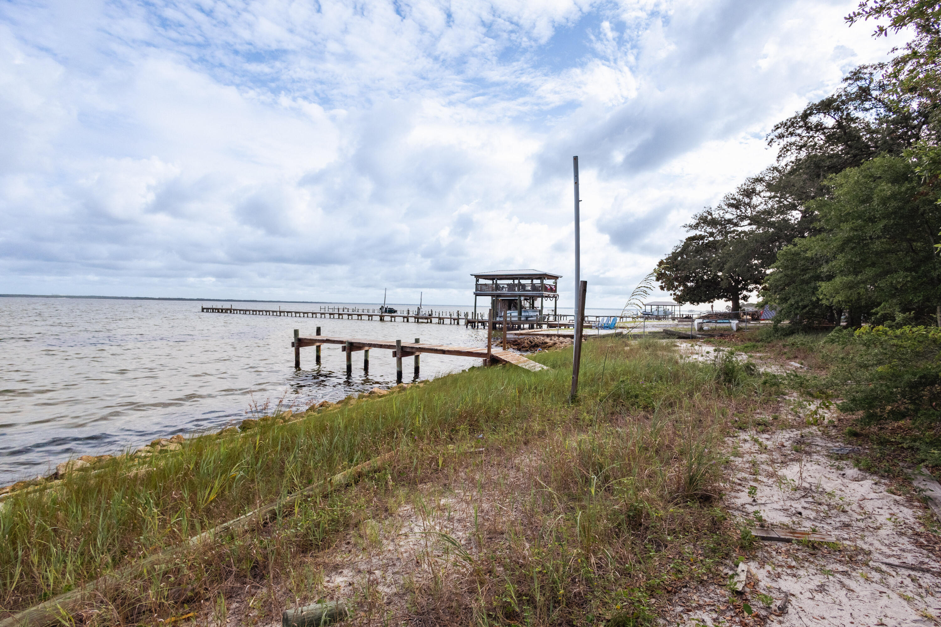 DESTIN - Land