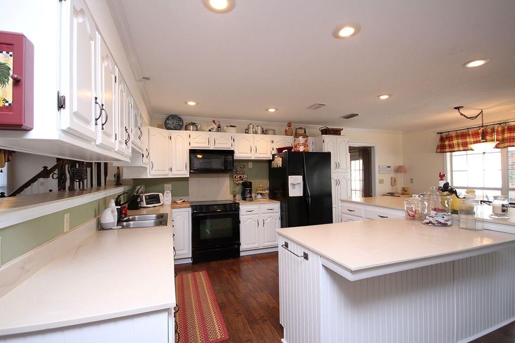 DOLPHIN COVE ESTATES - Residential