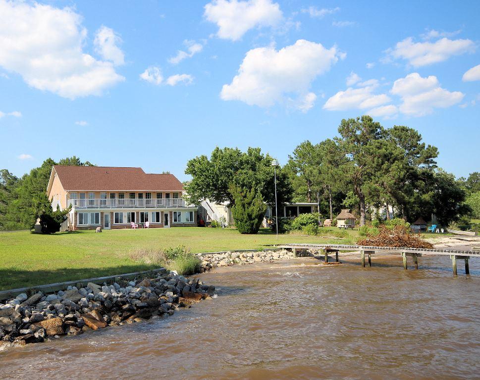 DOLPHIN COVE ESTATES - Residential