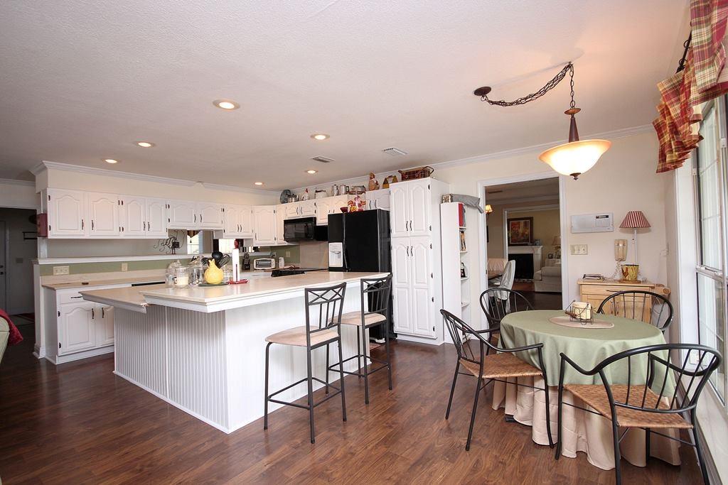 DOLPHIN COVE ESTATES - Residential